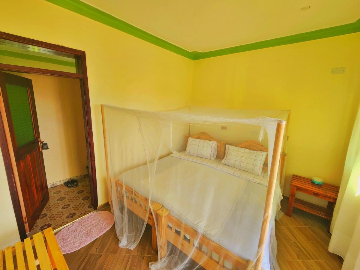 Lights Of Kazinga Orphanage And Homestay Rubirizi Exterior photo